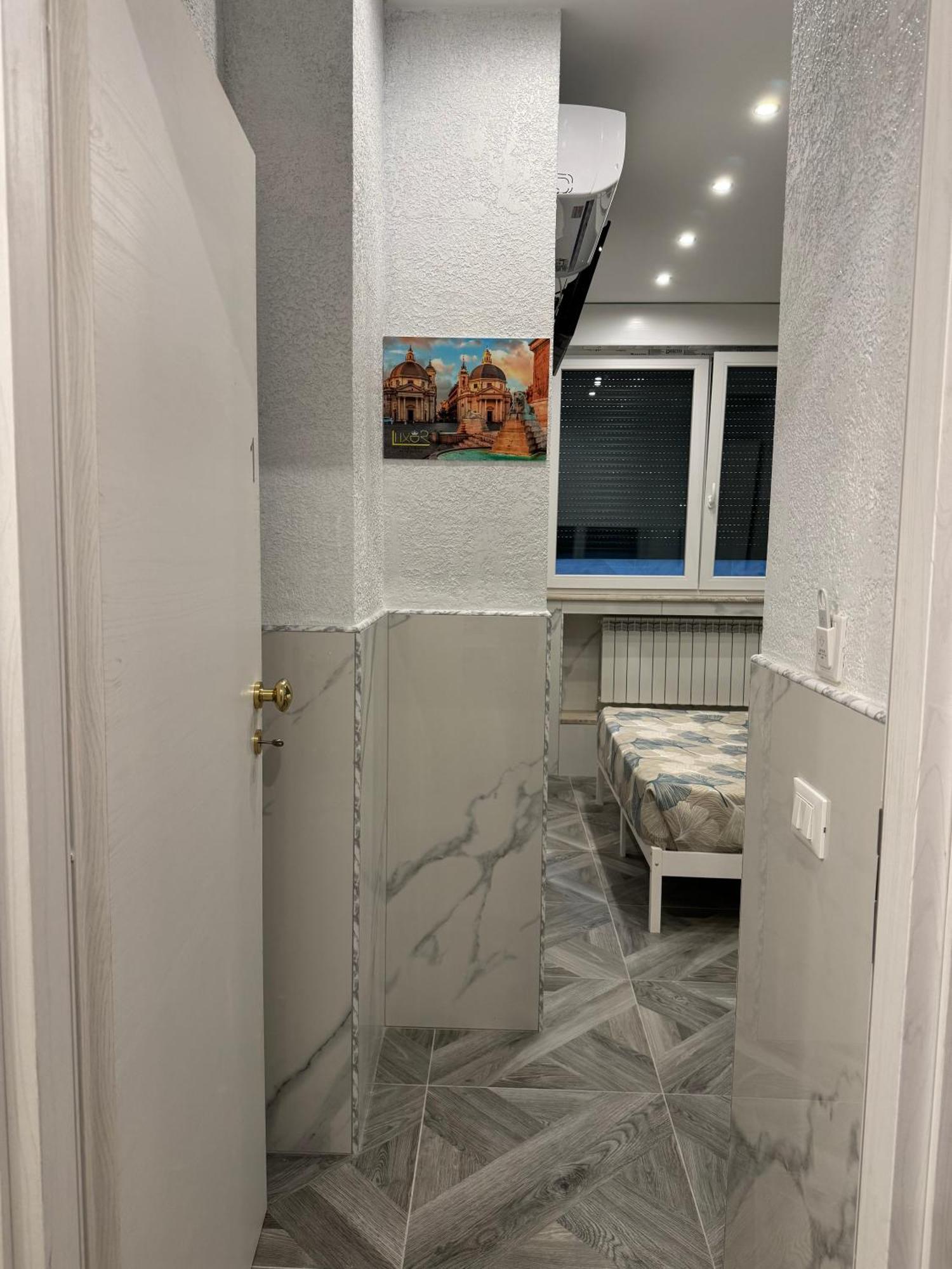 Luxor Eco Roma Casa E Appartamento Per Vacanze In Centro Piazza Bologna, Colosseo, Piazza Di Spagna, Vaticano, San Pietro, Sapienza, Fontana Di Trevi, Piazza Navona, Trastevere, Tiburtina, Termini, Aeroporto Exterior foto