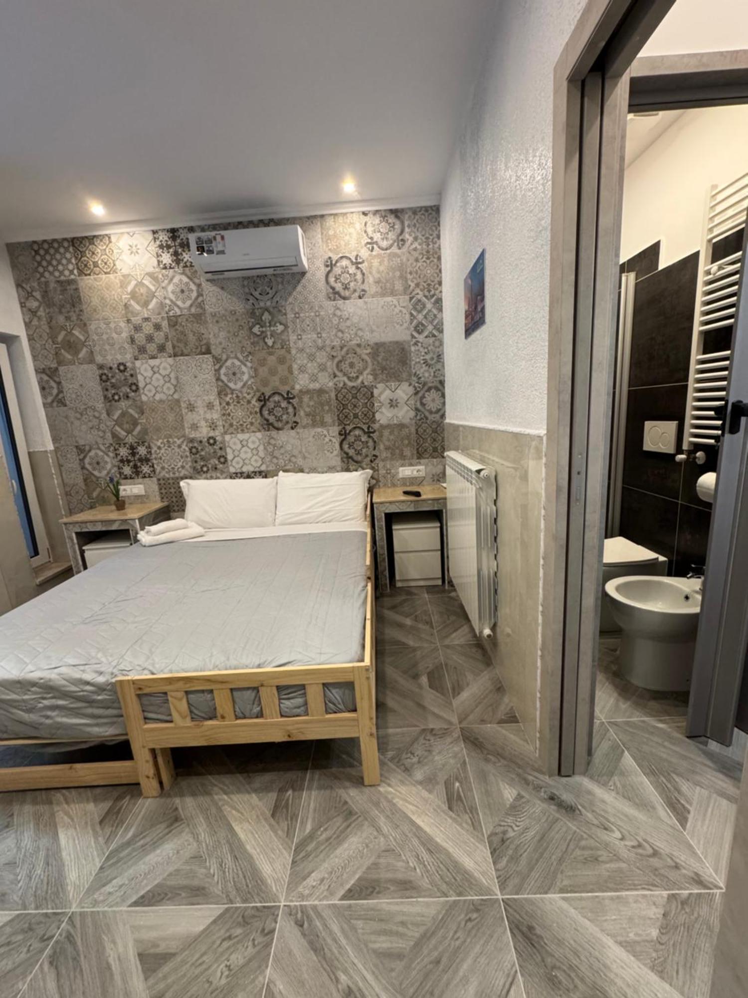 Luxor Eco Roma Casa E Appartamento Per Vacanze In Centro Piazza Bologna, Colosseo, Piazza Di Spagna, Vaticano, San Pietro, Sapienza, Fontana Di Trevi, Piazza Navona, Trastevere, Tiburtina, Termini, Aeroporto Exterior foto